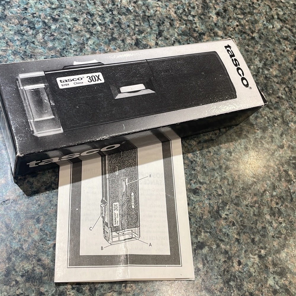Vintage Tasco 30x Illuminated Pocket Microscope New in Box and sleeve 9704R